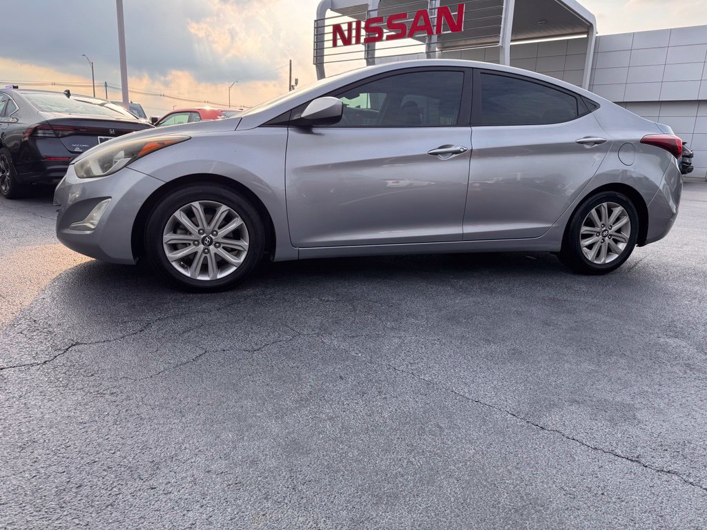 Used 2014 Hyundai Elantra SE Sedan