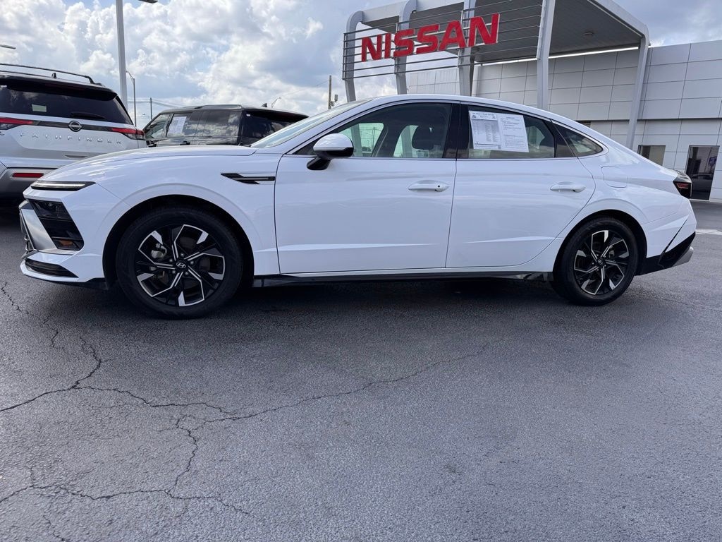 Used 2025 Hyundai Sonata SEL Sedan