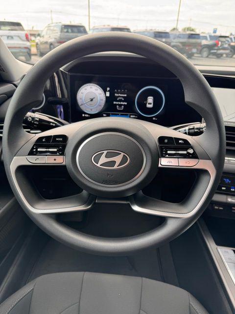 2024 Hyundai Elantra SEL - Photo 26