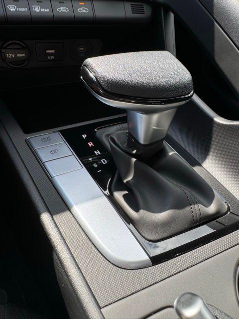 2024 Hyundai Elantra SEL - Photo 22