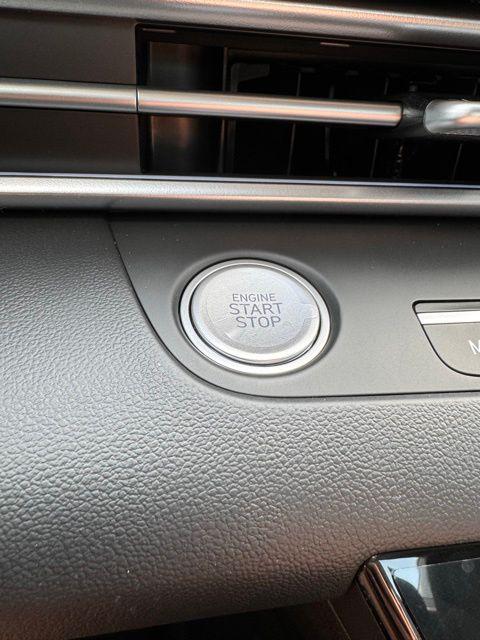 2024 Hyundai Elantra SEL - Photo 23