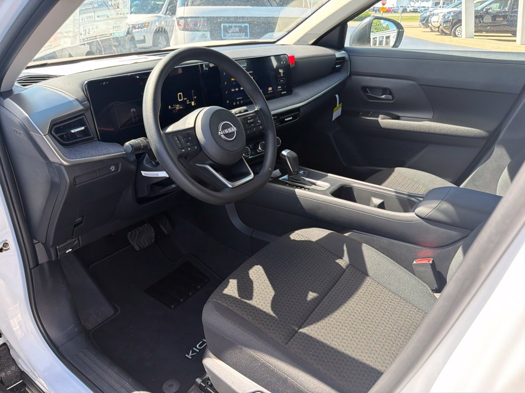 2026 Nissan KICKS S - Photo 12