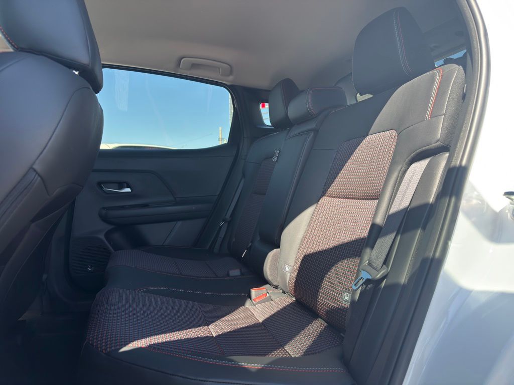 2026 Nissan KICKS SR AWD - Photo 13
