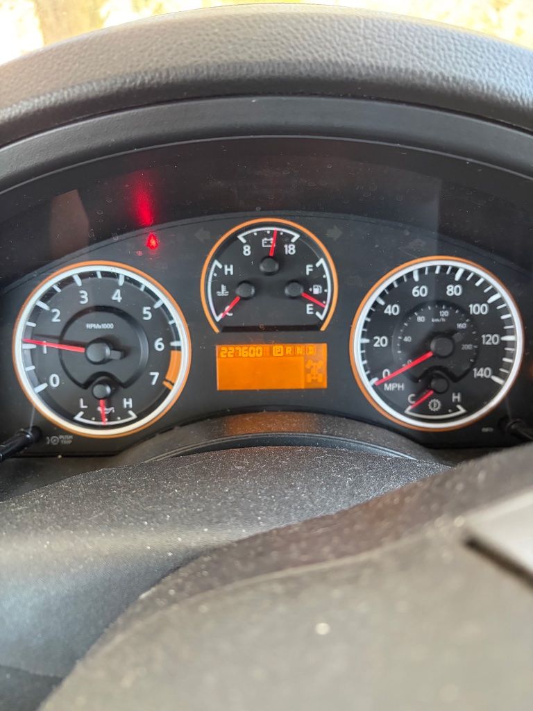 2012 Nissan Armada SV