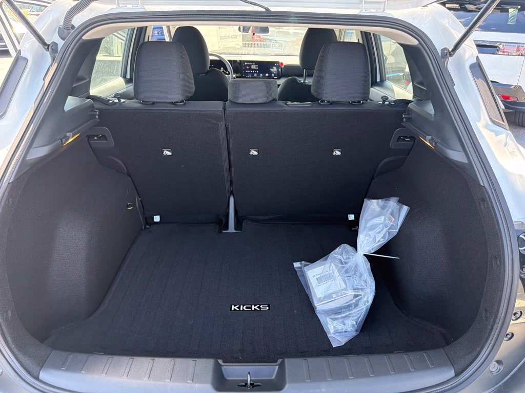 2026 Nissan KICKS S - Photo 16
