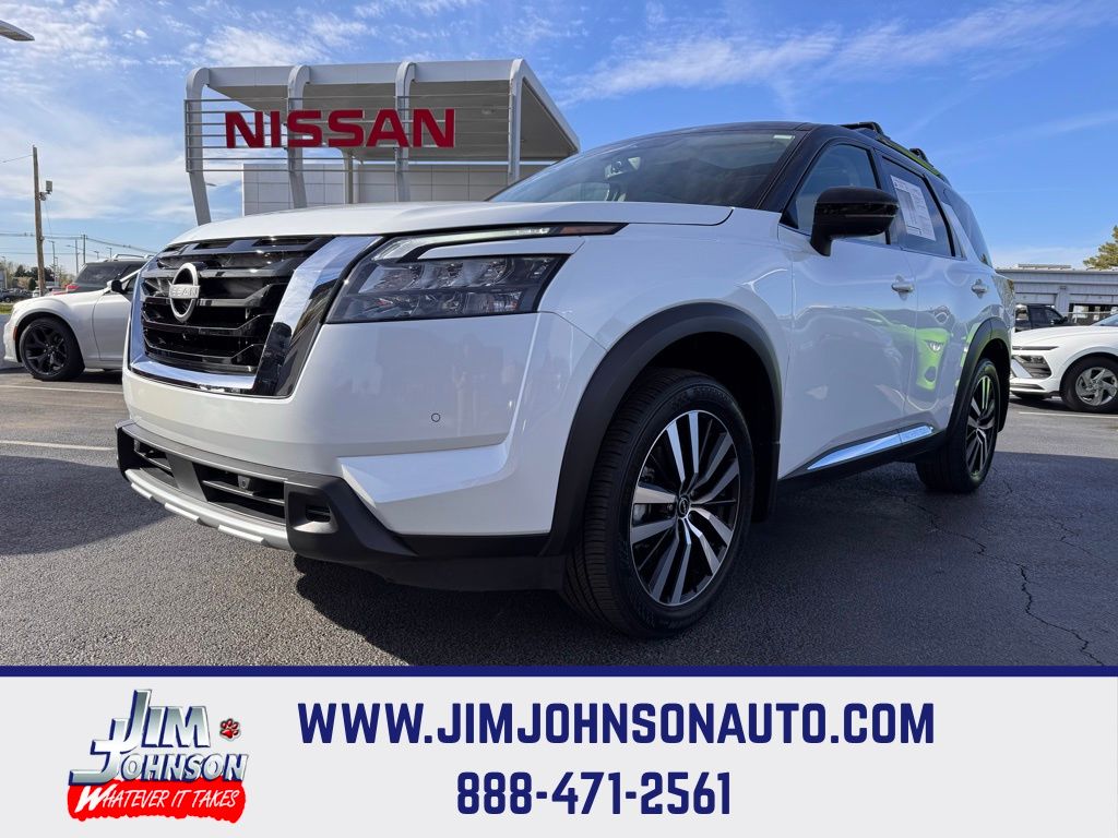 2025 Nissan Pathfinder SUV 