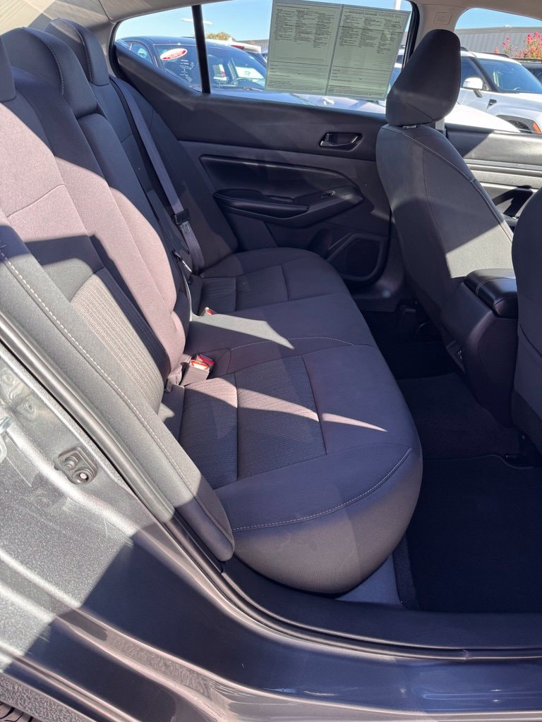 2025 Nissan Altima SV - Photo 12