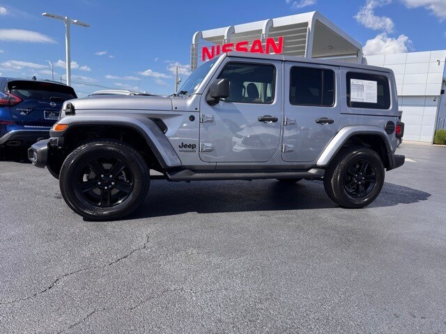 2020 Jeep Wrangler Unlimited Sahara photo 2