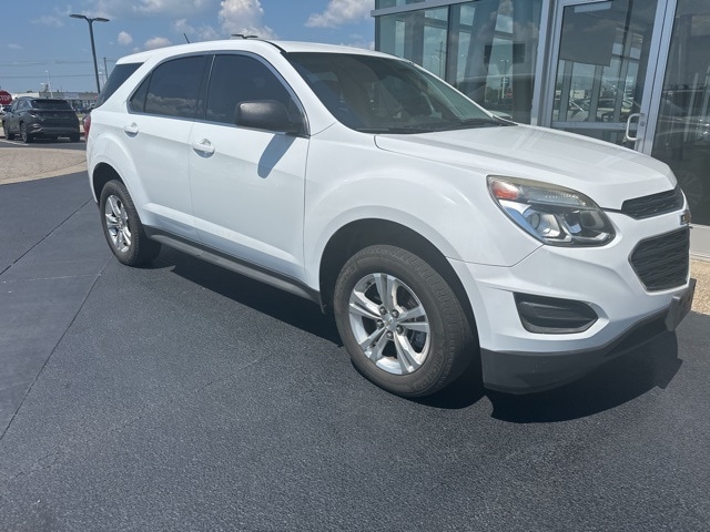Used 2017 Chevrolet Equinox LS with VIN 2GNALBEKXH1514270 for sale in Bowling Green, KY