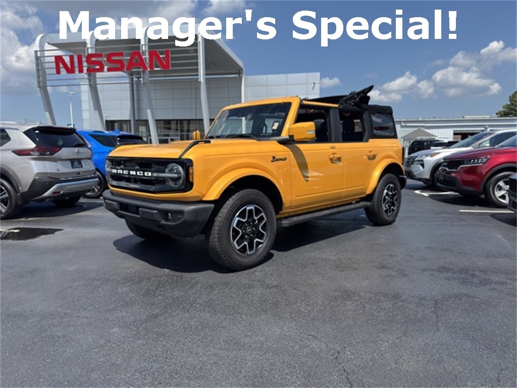 2022 Ford Bronco 4-Door Outer Banks's photo
