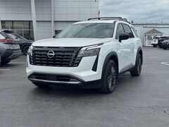 2026 Nissan Pathfinder SL SUV