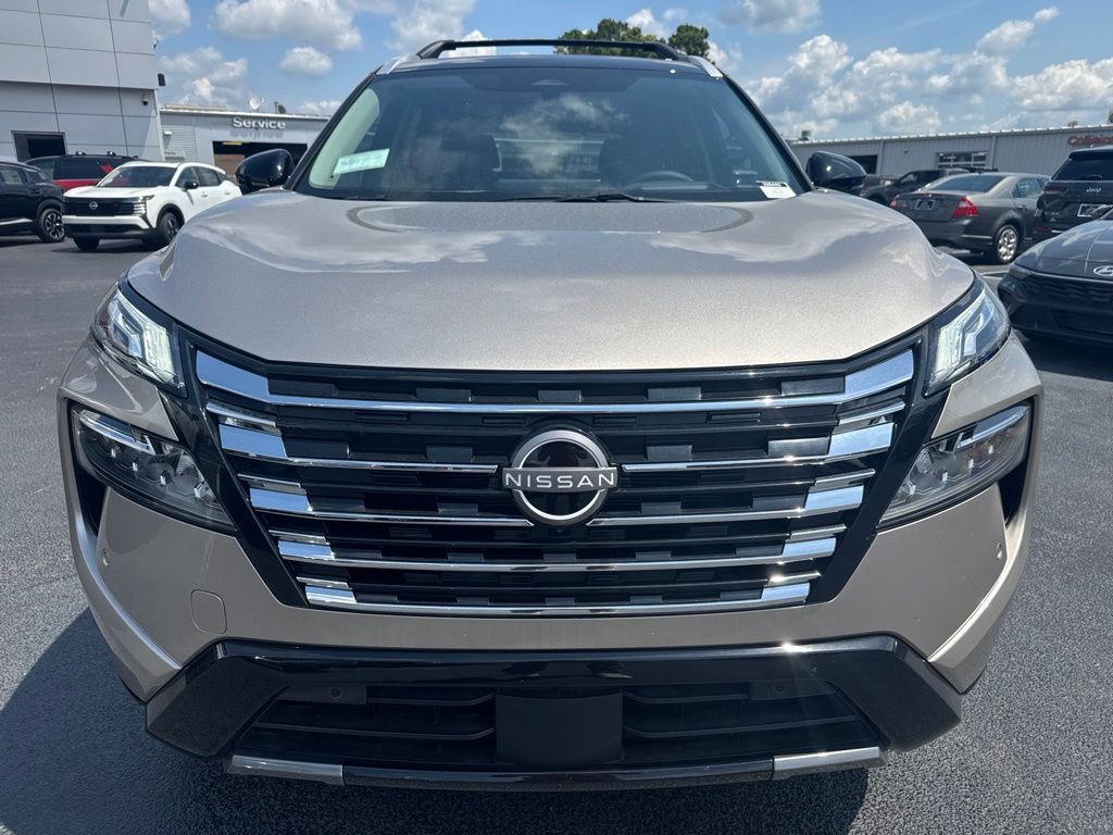2026 Nissan Rogue Platinum - Photo 8