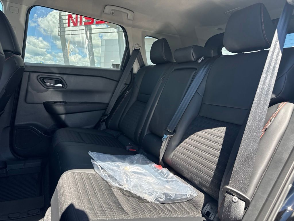 2026 Nissan Rogue Rock Creek - Photo 12