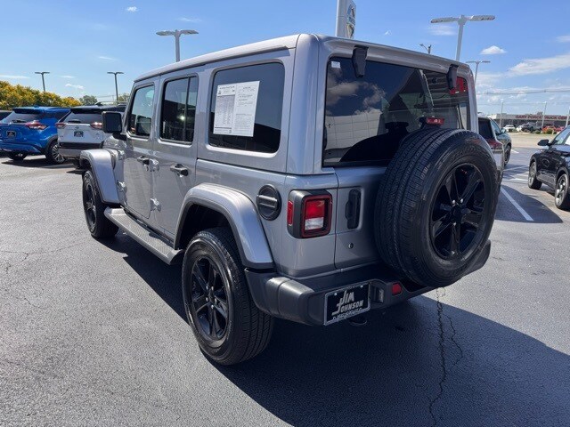 2020 Jeep Wrangler Unlimited Sahara photo 3