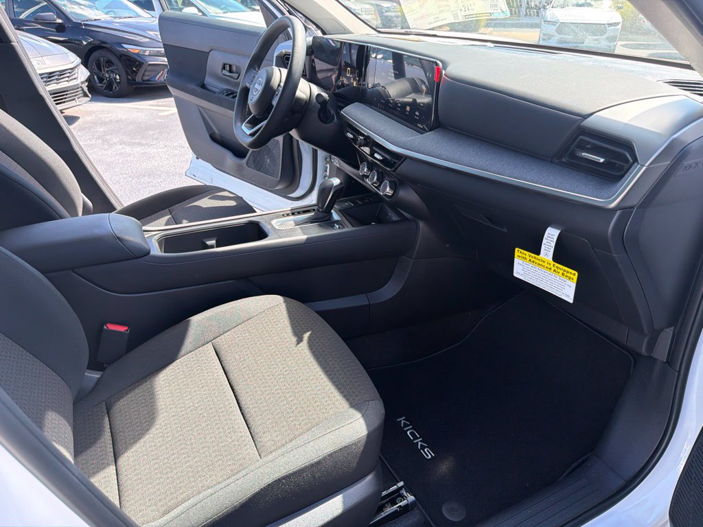 2026 Nissan KICKS S - Photo 18
