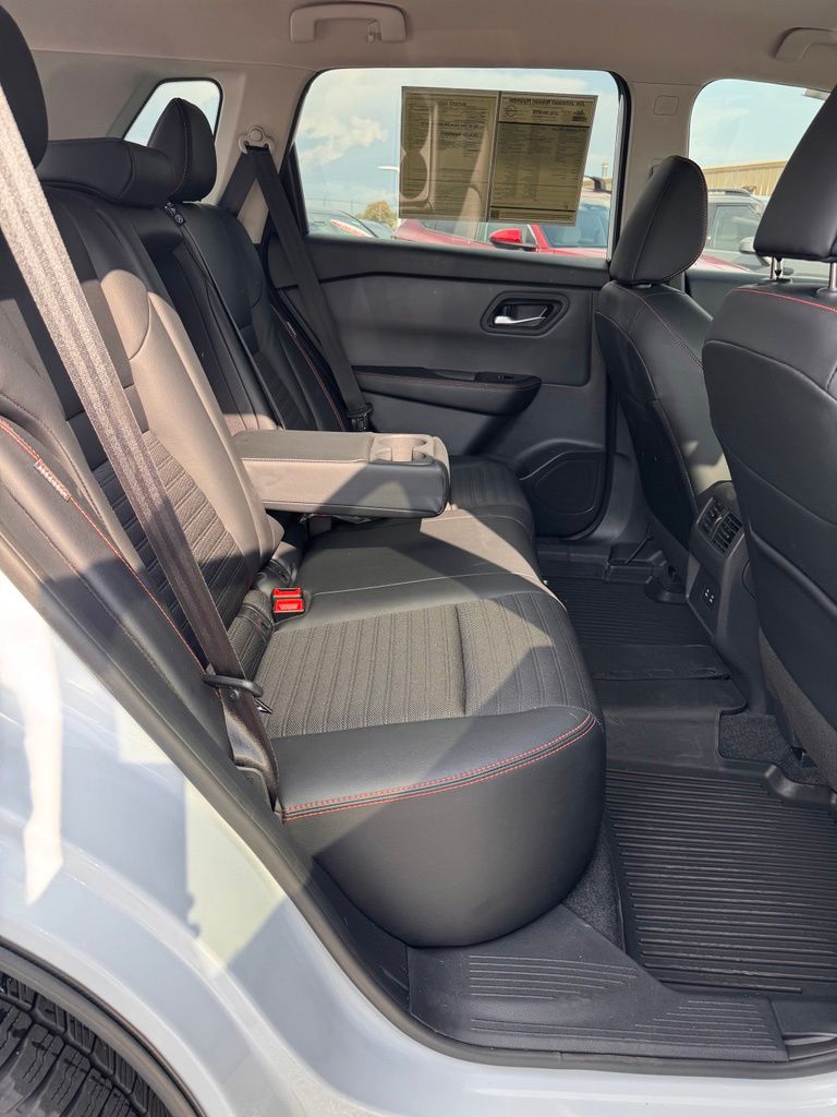 2026 Nissan Rogue Rock Creek - Photo 13