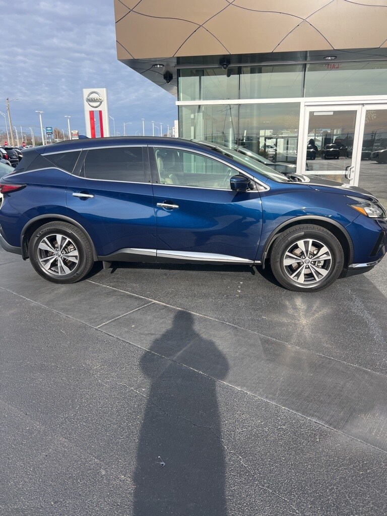 2020 Nissan Murano SV photo 2