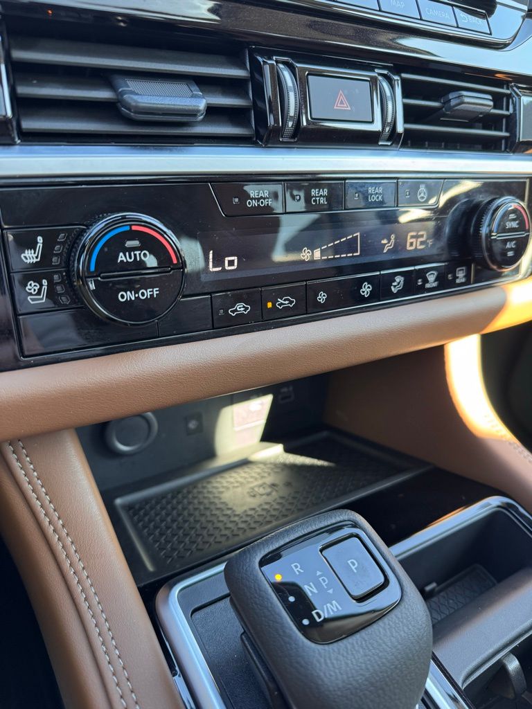 2025 Nissan Pathfinder Platinum - Photo 25