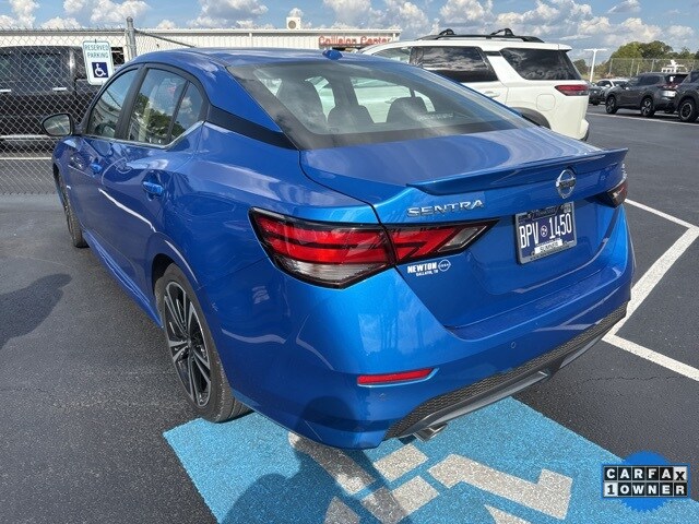 2023 Nissan Sentra SR photo 2