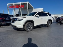 2025 Nissan Pathfinder SV SUV