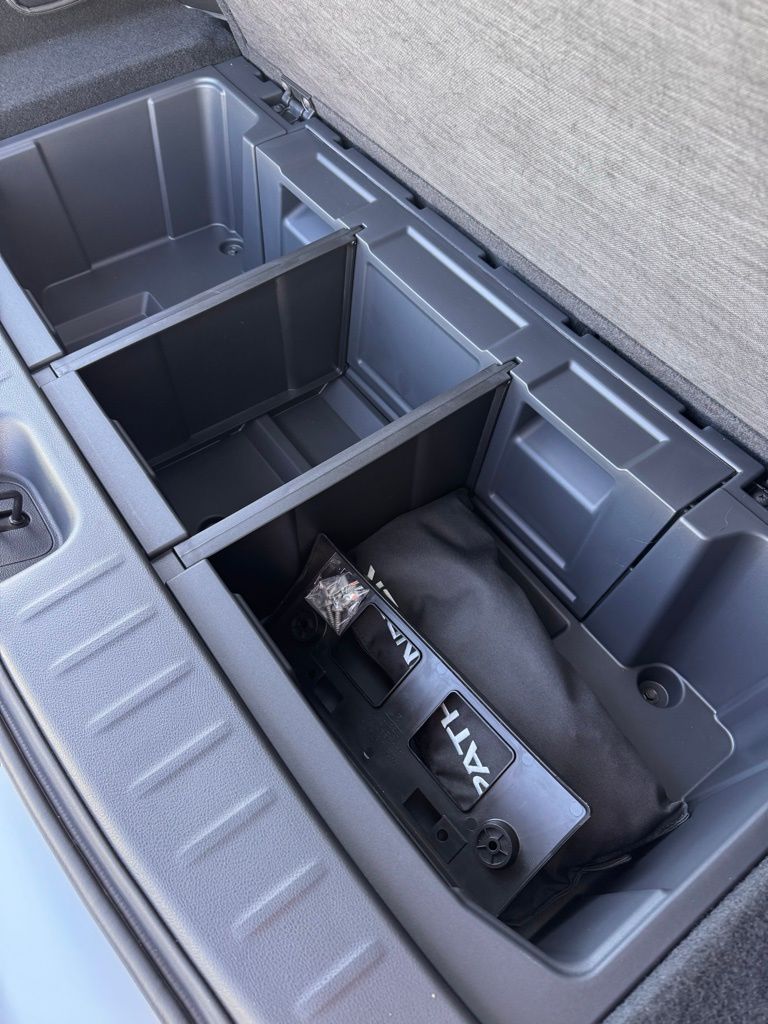 2025 Nissan Pathfinder Platinum - Photo 17
