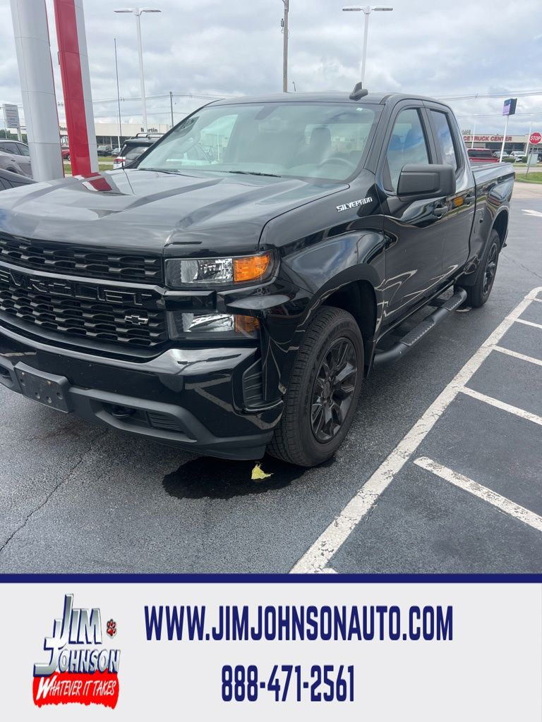 2019 Chevrolet Silverado 1500 Custom 4X4 Double Cab Std Box's photo