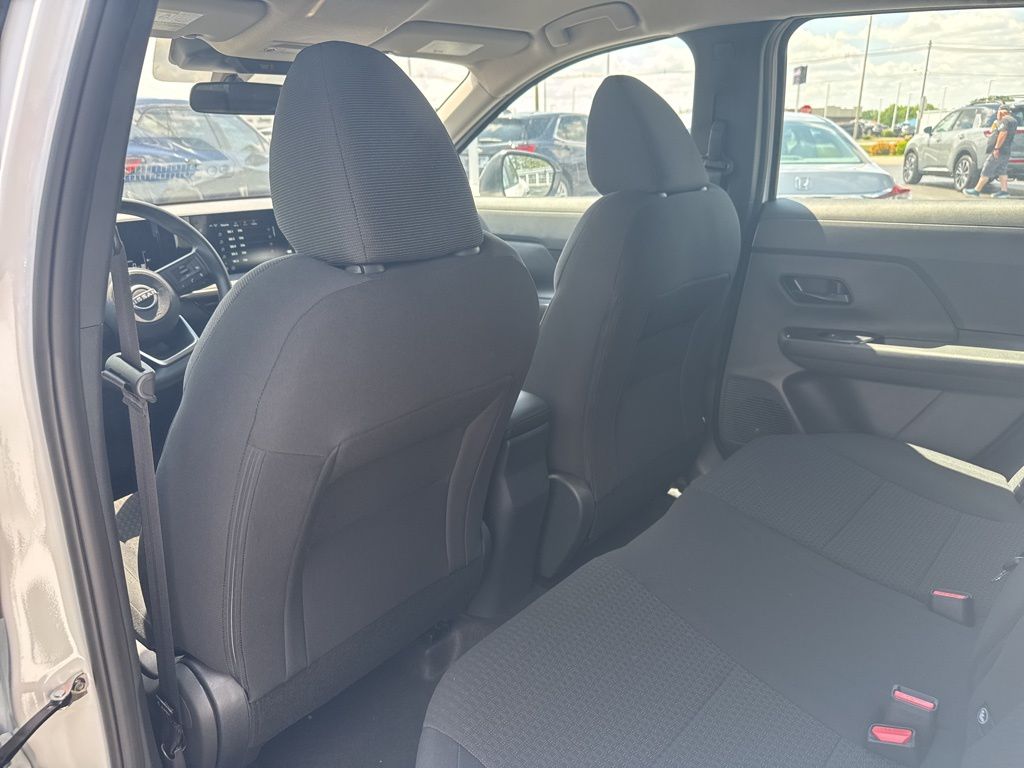 2026 Nissan KICKS S - Photo 15
