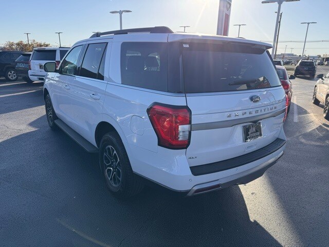 2024 Ford Expedition XLT photo 3