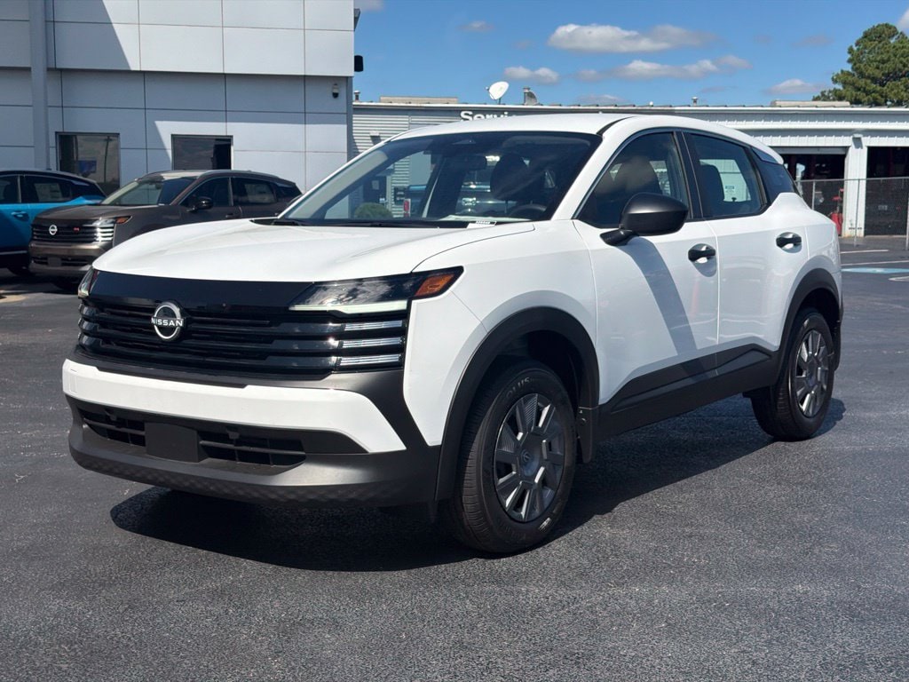 2026 Nissan KICKS