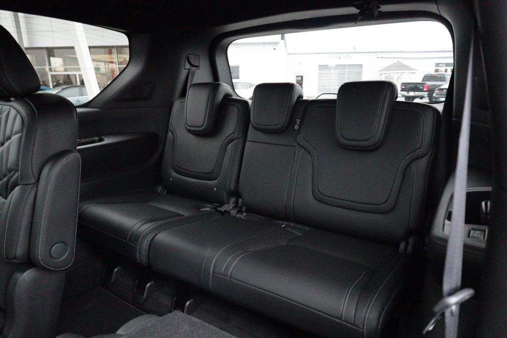 2026 Nissan Armada PRO-4X - Photo 22