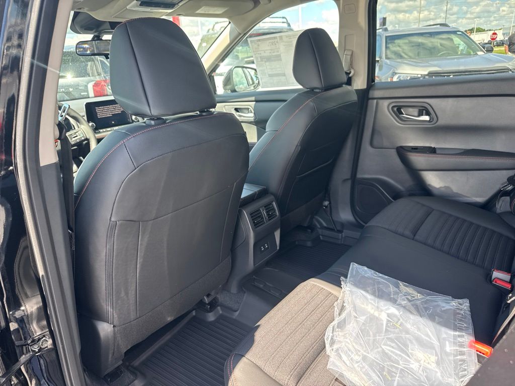 2026 Nissan Rogue Rock Creek - Photo 14