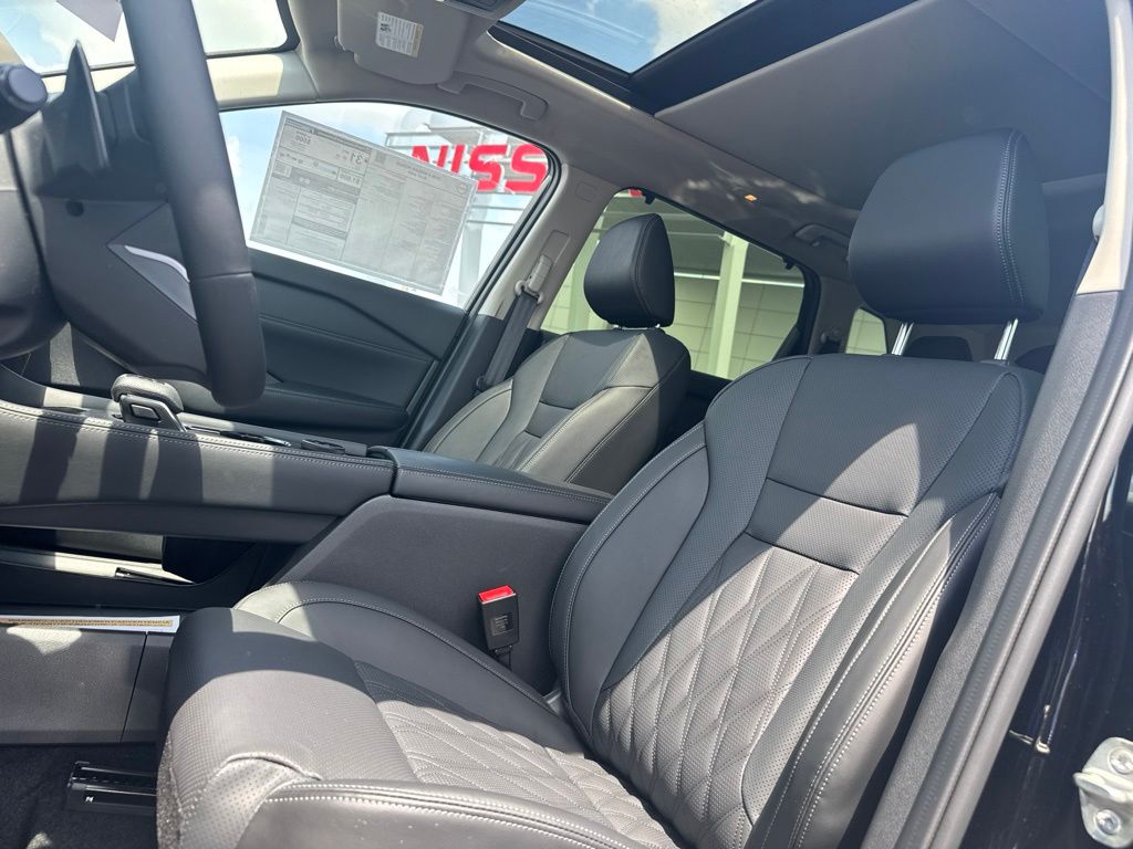 2026 Nissan Rogue Platinum - Photo 10