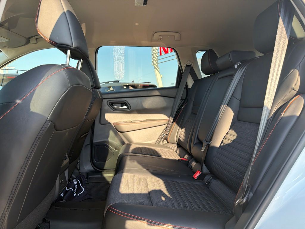 2026 Nissan Rogue Rock Creek - Photo 13