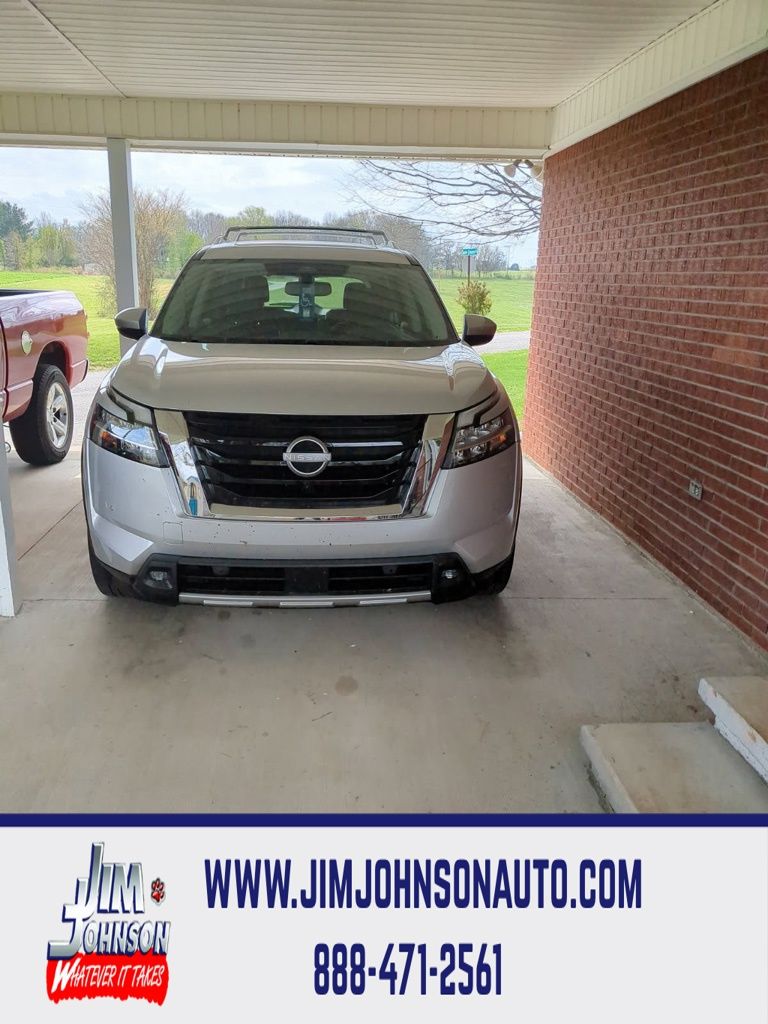 2022 Nissan Pathfinder SUV 