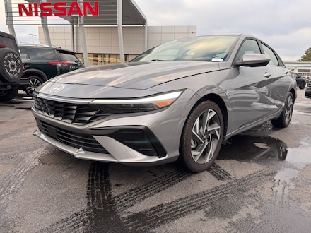 2024 Hyundai Elantra SEL Sedan