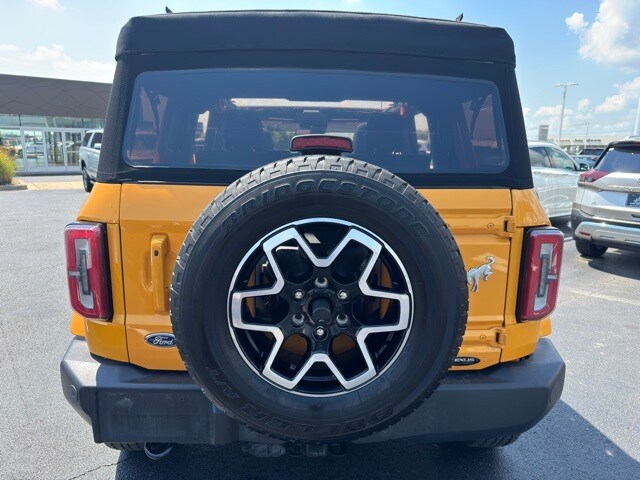 2022 Ford Bronco Outer Banks photo 2