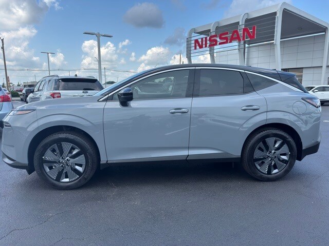 2025 Nissan Murano SL photo 2