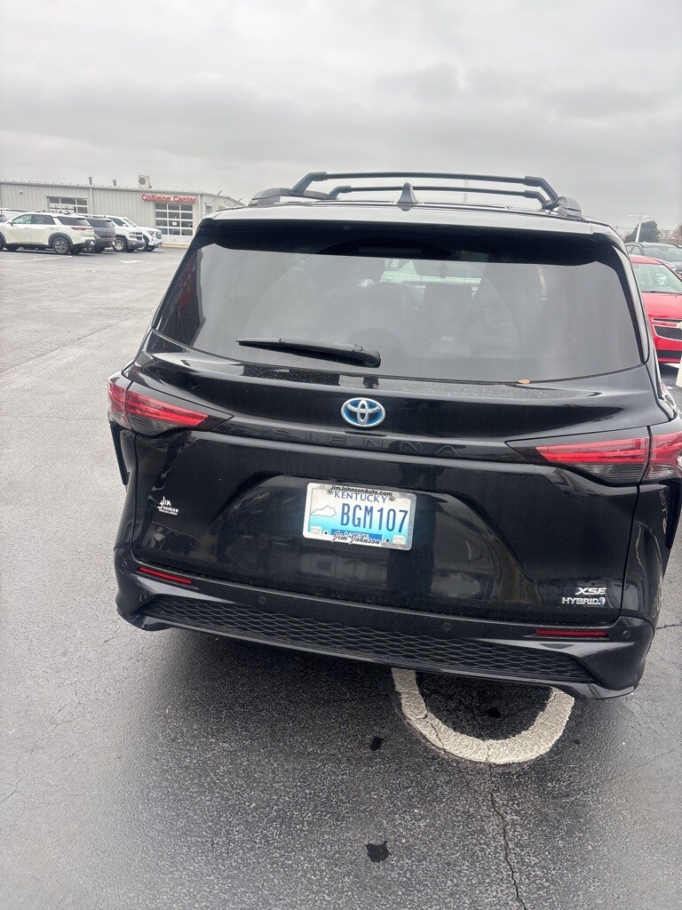 2021 Toyota Sienna XSE photo 4