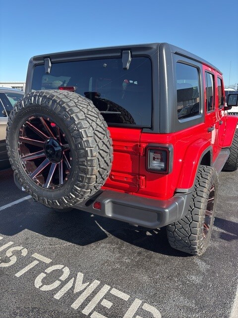 2019 Jeep Wrangler Unlimited Sahara photo 4