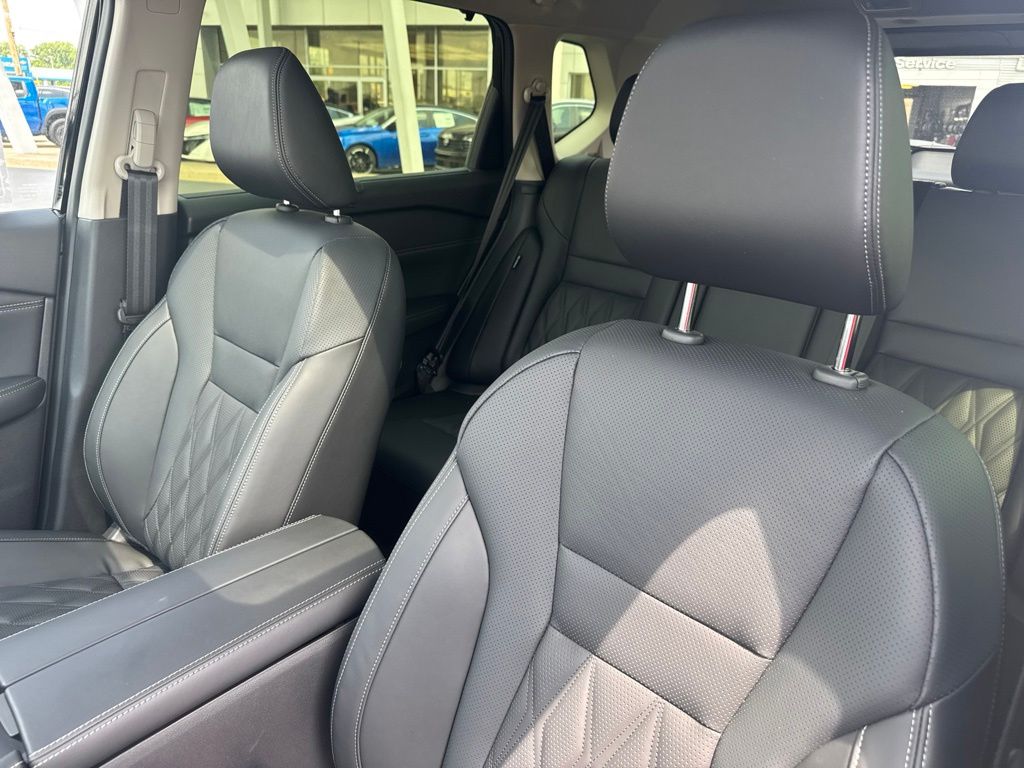 2026 Nissan Rogue Platinum - Photo 11