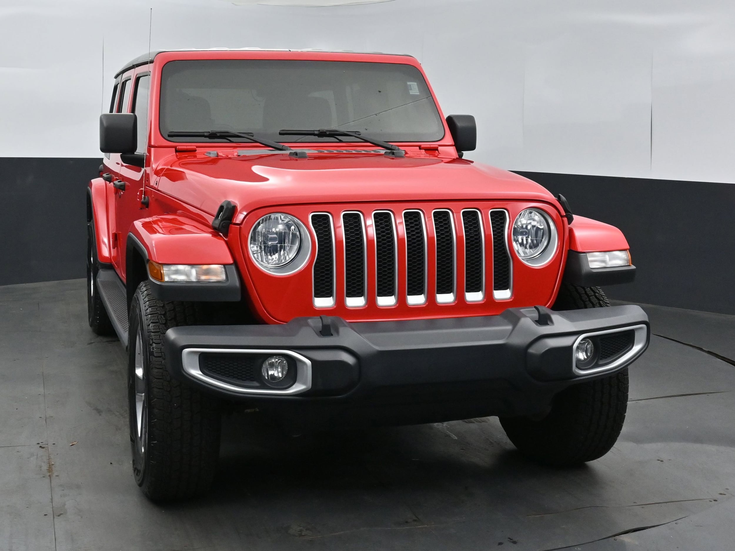 Used 2021 Jeep Wrangler Unlimited Sahara with VIN 1C4HJXEN3MW525425 for sale in Memphis, TN