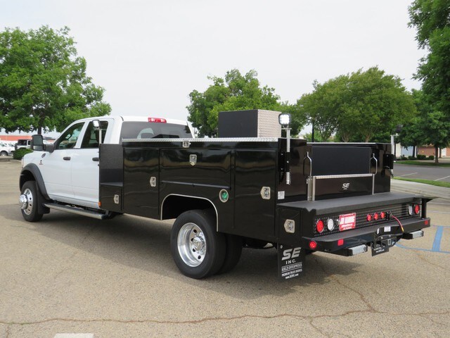 2023 Ram 5500 Tradesman photo 3