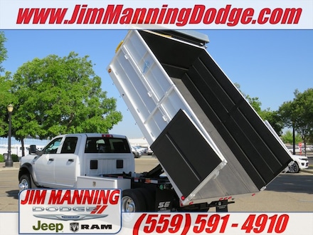 2023 Ram 5500 Chassis Cab 5500 TRADESMAN CHASSIS CREW CAB 4X2 84' CA Pickup