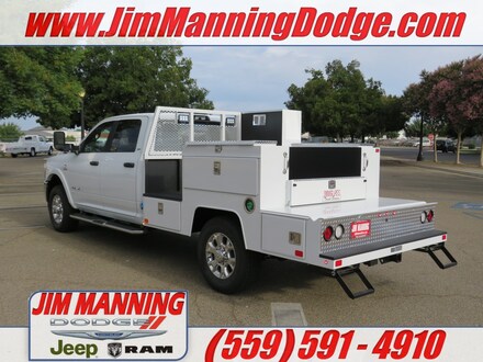 2022 Ram 3500 Chassis Cab 3500 SLT CREW CAB CHASSIS 4X4 60' CA Pickup