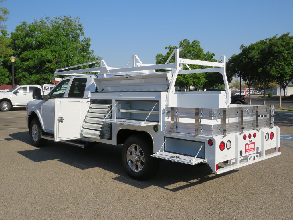 2024 Ram 3500 Tradesman photo 3