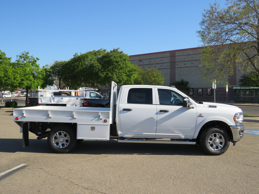 2024 Ram 3500 Tradesman photo 4