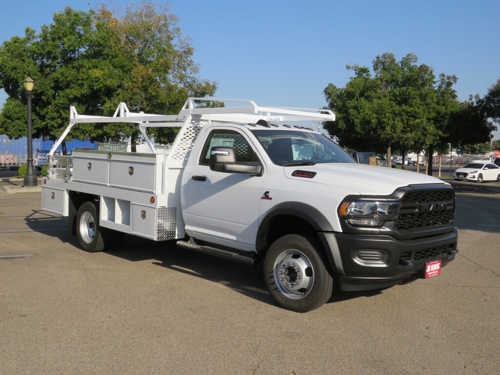 2023 Ram 4500 Tradesman photo 4