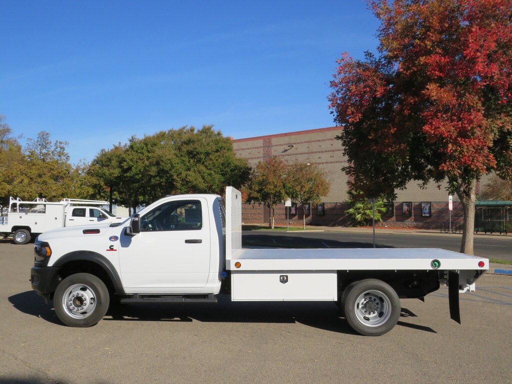 2023 Ram 4500 Tradesman photo 4