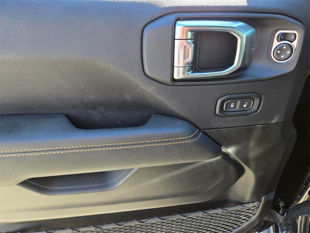 2025 Jeep Wrangler 4-Door Rubicon 392 Final Edition - Photo 10