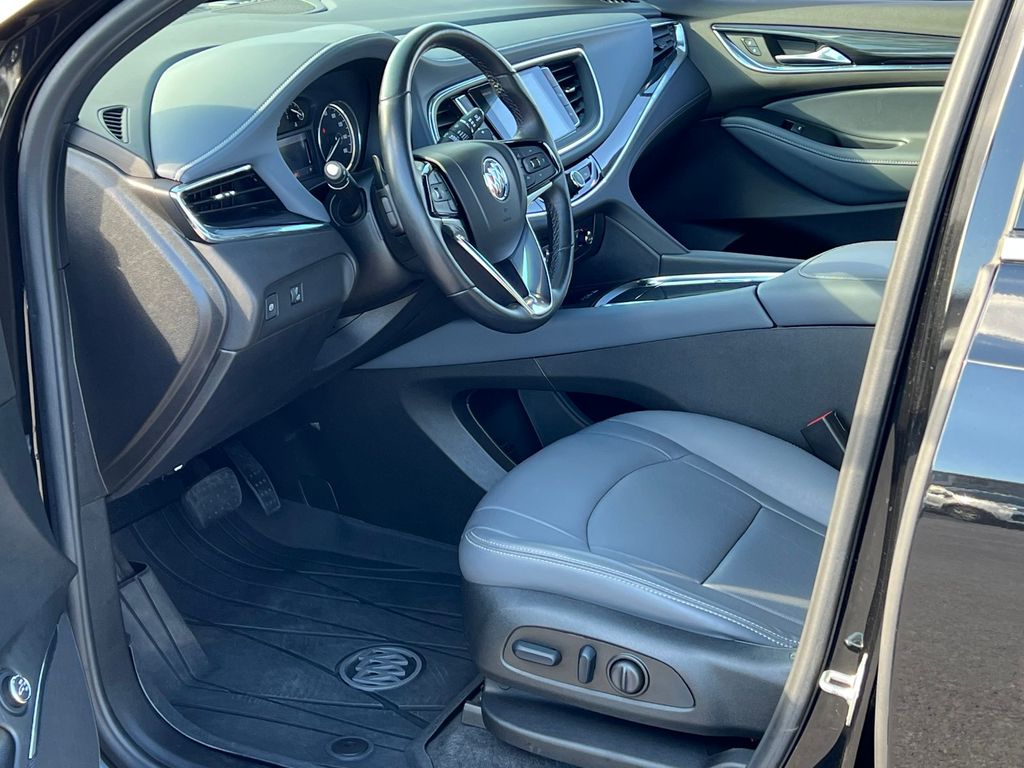 2024 Buick Enclave Essence - Photo 9